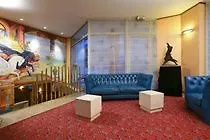 Armstrong Otel Paris