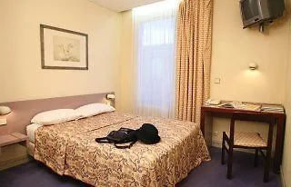 Hotel Armstrong Parigi